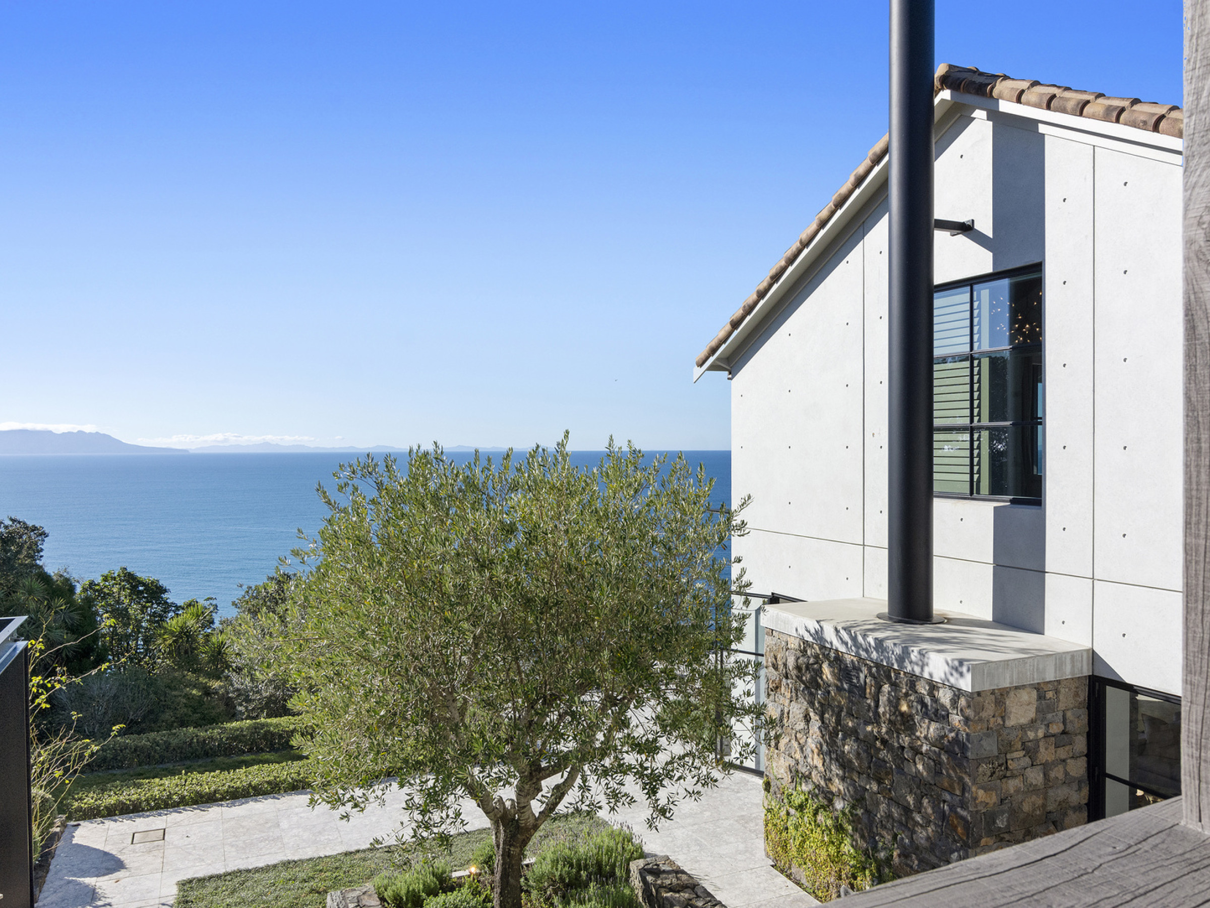 113 Ti Point Rd 113 Ti Point Rd Peter Grant 1035 1600 26